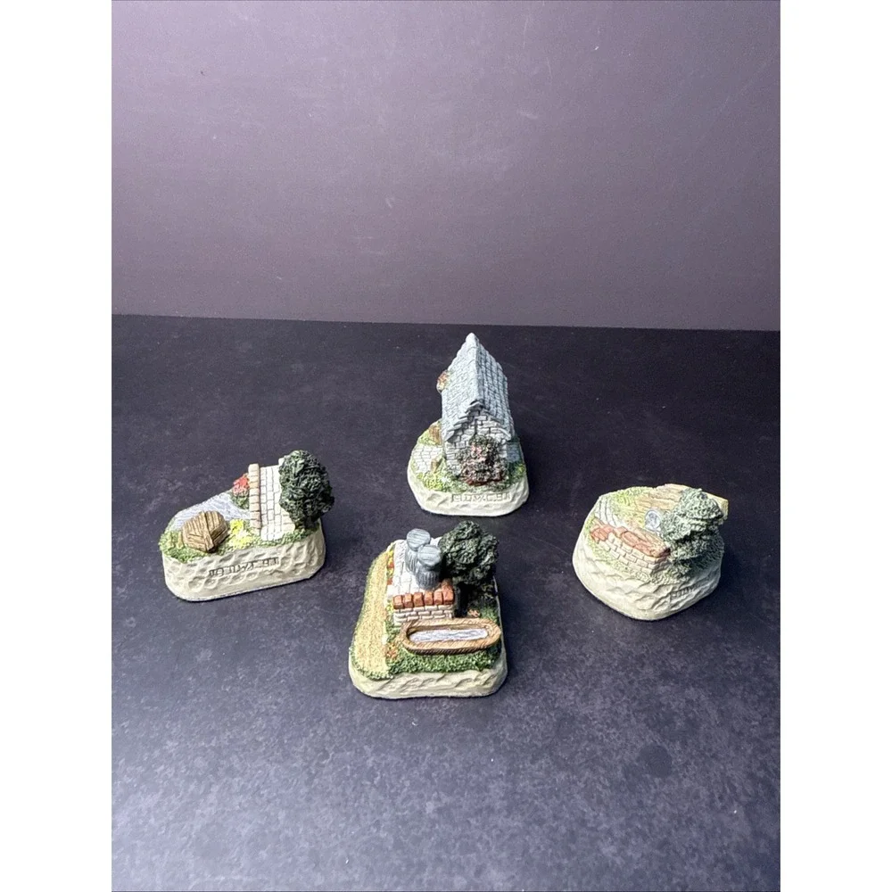 Set of 4 David Winter Cameos 1991 Gate,  Steps, Bridge And Wagon- Minis